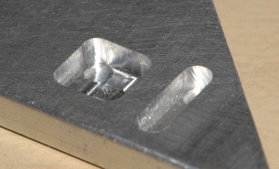 pocket and slot in 3 mm aluminium